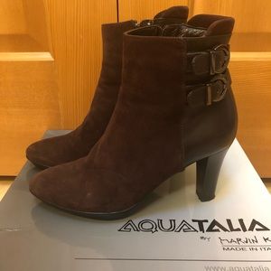 Aquatalia by Marvin K ankle booties